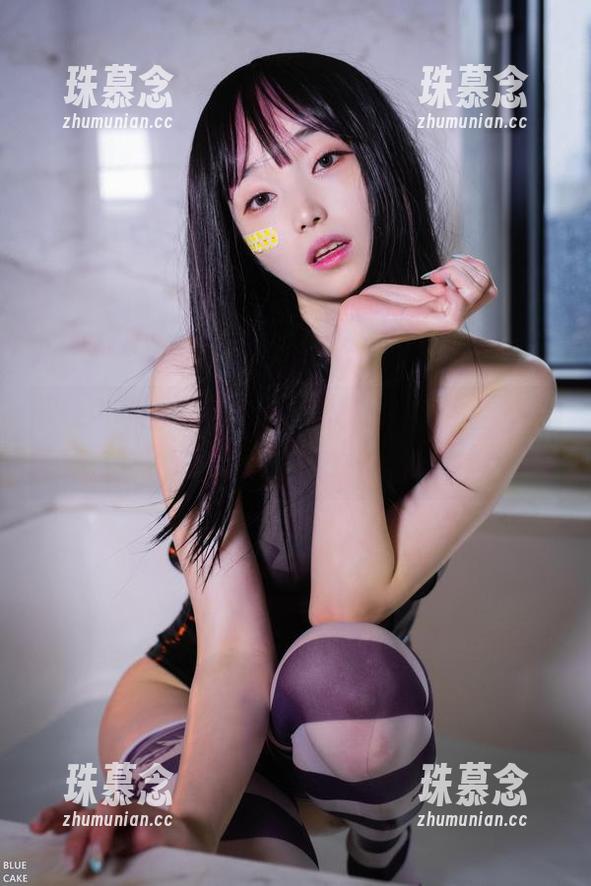 美腿不止于腿，Bambi(밤비)图片合集来点儿特别的。