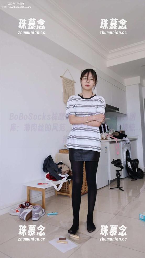 BoBoSocks袜啵啵-小甜豆 BoBoSocks袜啵啵 - 小甜豆带来高清图库:薄肉丝的风范,哐哐哐,准备好被惊艳到?