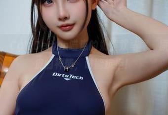 就在这里,Cat Demon喵崽的奶熊双马尾,原图搭配调皮的神情,谁能抗拒!