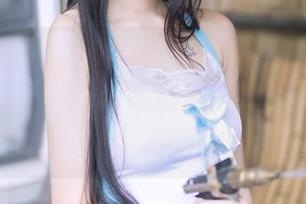 GIRLT果团网 - 王语纯眼镜高清图集——我猜这眼镜一定能看透你的心思，不过我还是在看她的模样。