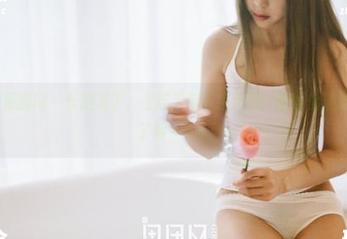 GIRLT果团网 - 长腿来了，上连天空下接大地，钟紫怡精选作品集了解一下！