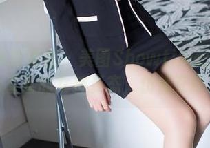 IMiss爱蜜社 - 美图Showtime：李李七七喜喜的女神姿态，仿佛在撩我！
