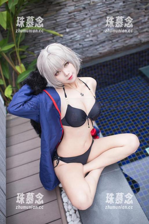 KaYa萱 肉丝和KaYa萱,一个写真合集里百味体验