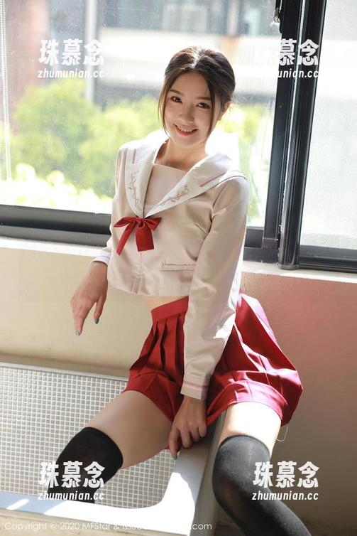 MFStar模范学院 - 你在线看郑颖姗穿连体衣，不想捂脸也难！