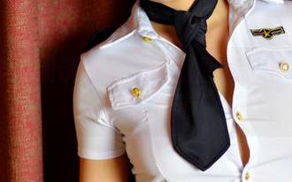 PANS - 浅谈雨涵的制服图集：每件衣服都是个谜