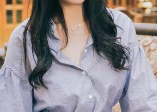TouTiao头条女神 - 七姑娘，再不穿这红裙作品，大家都要以为你打算闭关了！