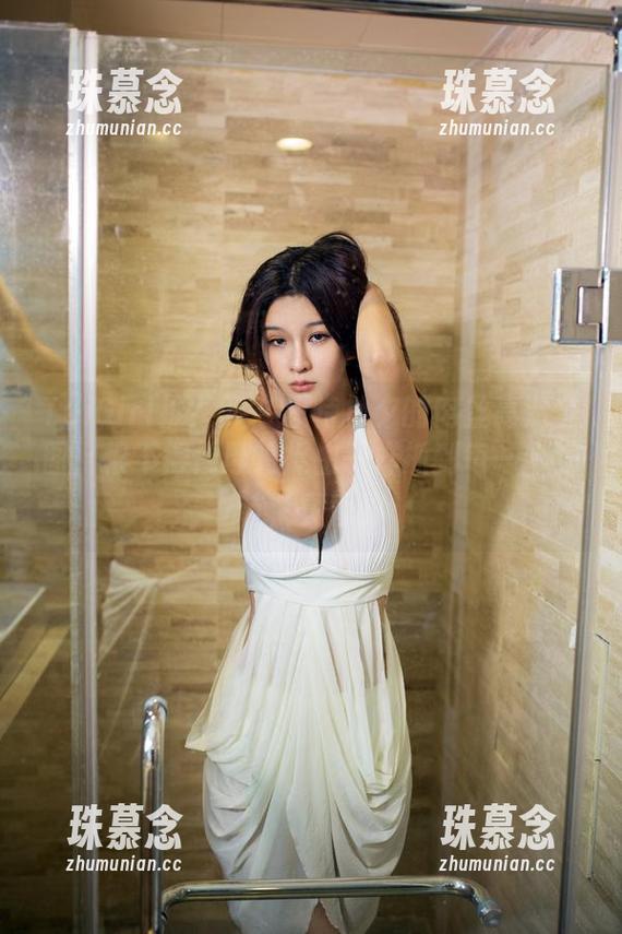 TuiGirl推女郎 - 模特林夕的肉丝高清套图，恨不得像母鸡捉虫一样抓到每一个细节，真香！