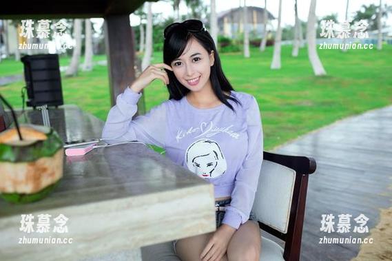 TuiGirl推女郎-王馨瑶 TuiGirl推女郎 - 天台的新视角,王馨瑶又更新了图包,好奇心满满!