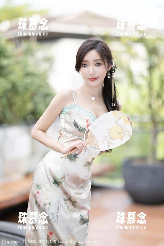XIAOYU语画界 - 林乐一全套展示，白得像刚从云端下来的一朵花！