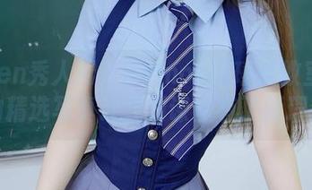Xiuren秀人网 - Demon瑶瑶在教室：她的精选写真让我对课堂有了新理解