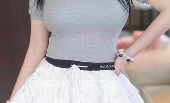 Xiuren秀人网 - 原图里的“养乐多Doll”，女友虽美但我还是想喝酸奶，哈哈