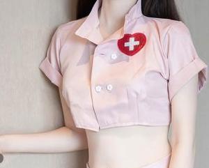 Xiuren秀人网 - 小心照滑出画框！双笙Alina的连体衣让每个细节都显得那么重要，图包直击心灵。