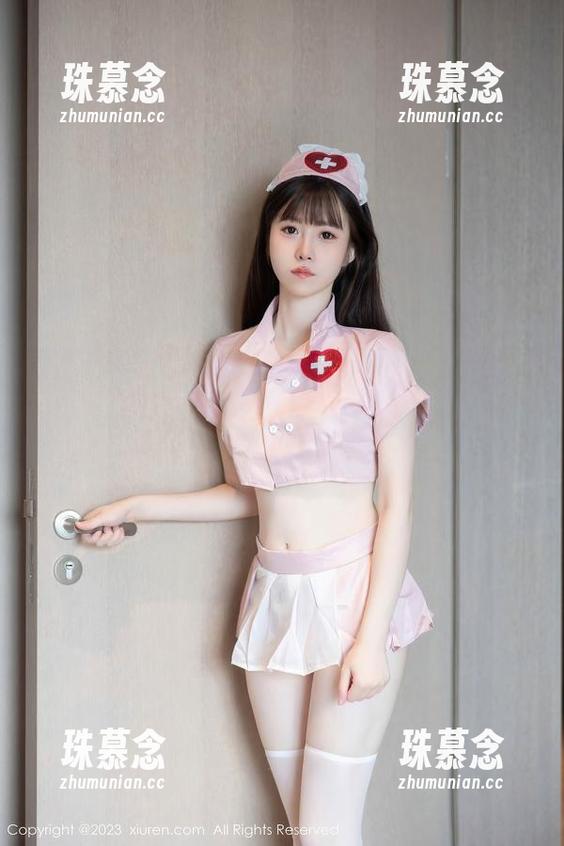 Xiuren秀人网-双笙Alina Xiuren秀人网 - 小心照滑出画框!双笙Alina的连体衣让每个细节都显得那么重要,图包直击心灵。