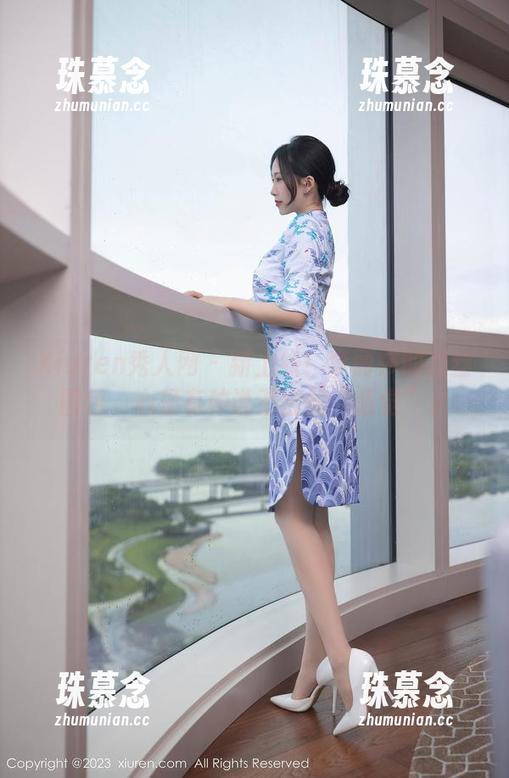Xiuren秀人网-李丽莎 Xiuren秀人网 - 新上线!李丽莎的灰丝图包,心里有种说不出的“感觉”。