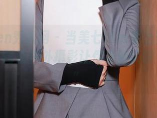 Xiuren秀人网 - 当美七Mia遇上壁纸：别怕，高清户外摄影让你重新认识“人生”