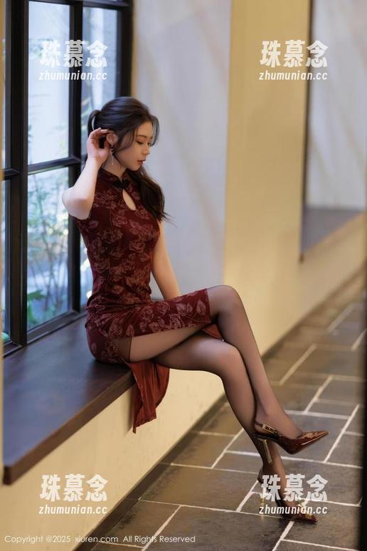 Xiuren秀人网 - 想看陈梵妮Fanny的灰丝美图吗？这可是免费的，快来让你的眼睛开个派对！