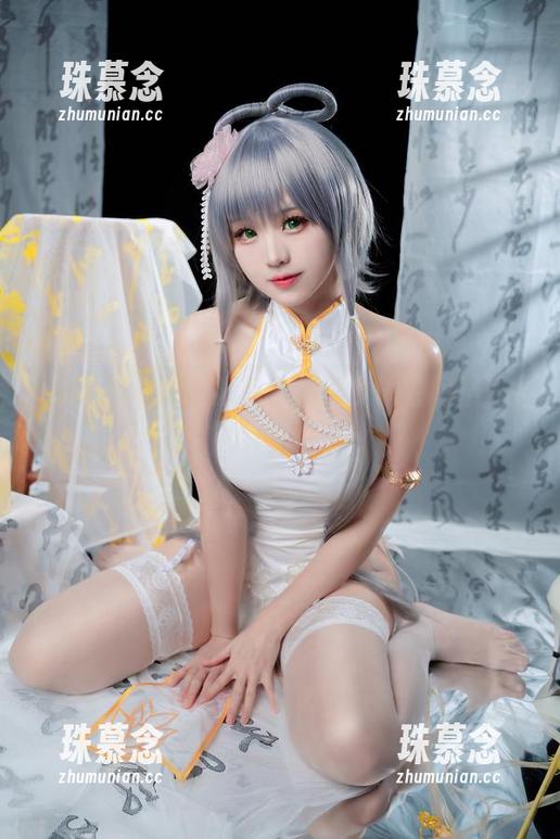 miko酱ww的旗袍秀，谁说试衣间不开party？