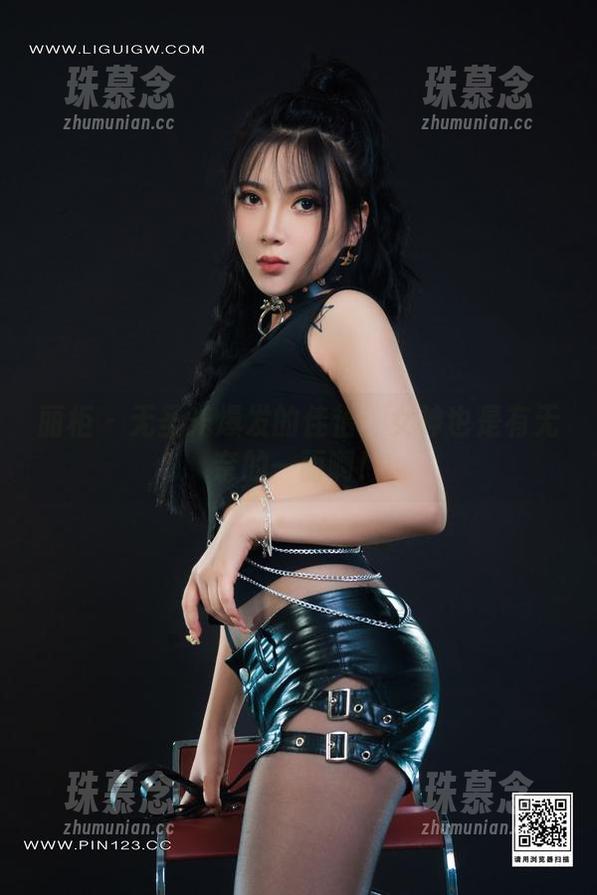 丽柜 - 无圣光爆发的佳怡：女神也是有无奈的一面啊！