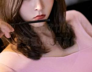 丽柜 - 职业裝，让王欣竹的写真照把办公室气氛拉到最高峰