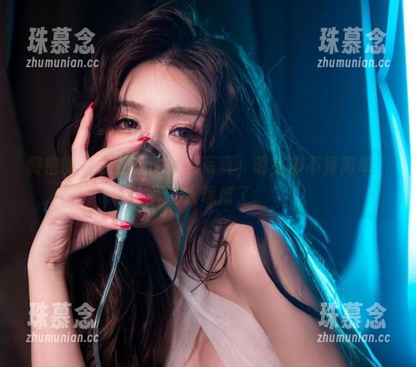 微密圈 - 于芷晴的肉色写真，明亮却不算简单，真让人琢磨了。