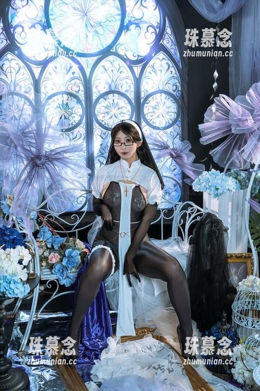 云溪溪 私拍要有云溪溪,图片中的珍珠让人直愣愣。