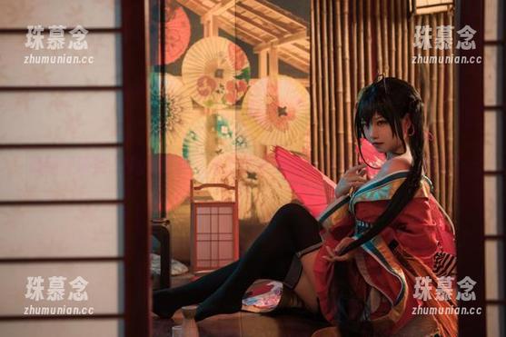 伊喵君_Nya 最新伊喵君_Nya写真,穿上黎塞留泳装的样子,我也是醉了。