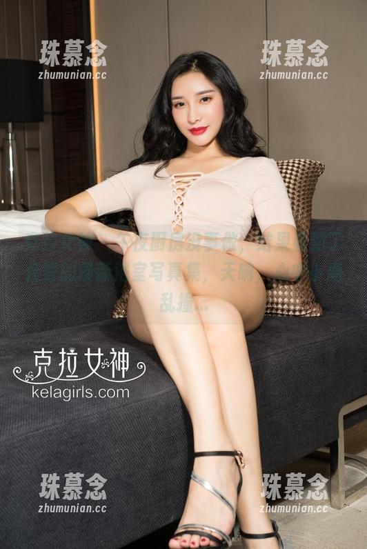 克拉女神-佳莹 克拉女神 - 午夜厨房没事做,结果看到了佳莹的最新浴室写真集,天呐,心中小鹿乱撞...