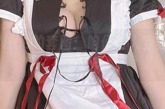 奈汐酱Nice的套图：咱们工人穿着制服也能俏皮