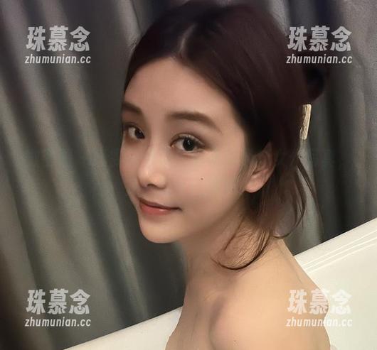 奶雯 微密圈 - 奶雯又来了!分享她最新女仆写真,妥妥的画风转变。
