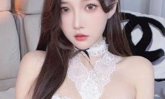 看，小小奶瓶儿的COS原图，是少女也是生活的调味品