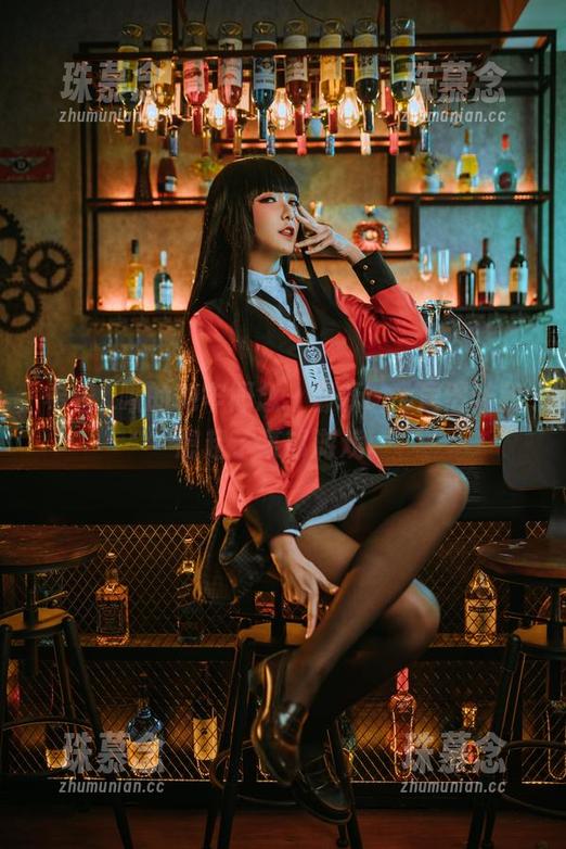 希希_啾的地牢概念，最新cos居然让我想起了某部游戏。