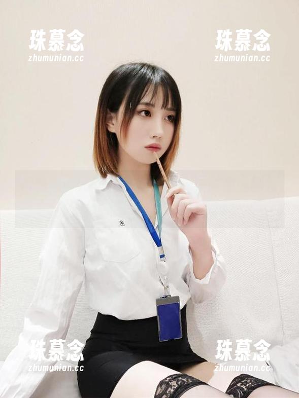 被念雪ww的女孩秒杀了？原图是清新淡雅，套图里可是别有洞天哦！