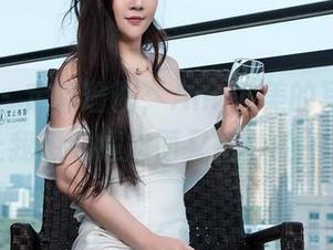 推女神 - 定制瑜伽；Ann尤美的写真，总会让我想起尴尬而又恬静的午后。