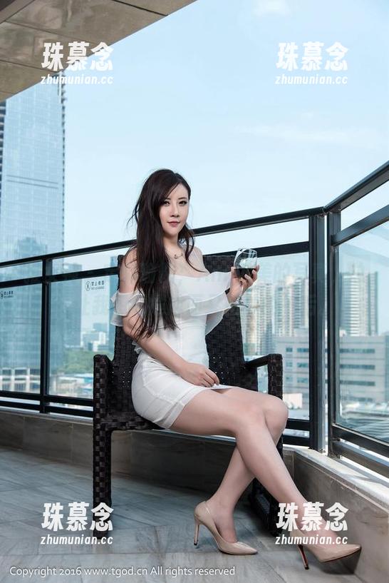 推女神-Ann尤美 推女神 - 定制瑜伽;Ann尤美的写真,总会让我想起尴尬而又恬静的午后。