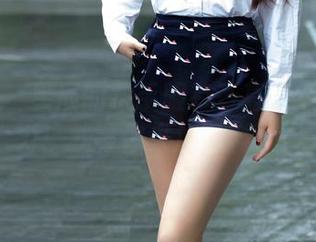 推女郎 - 星辰的水手服有多高能？原图给力！就等你来加调料了！