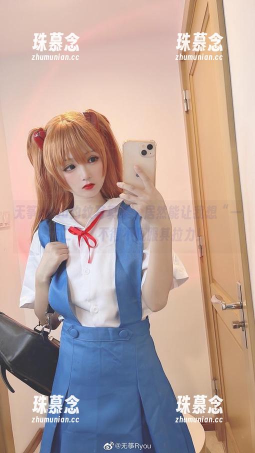 无筝ryou豹纹写真集，居然能让我想“一拖二”，不得不佩服其拉力！