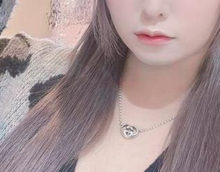月城委员会的写真：网盘里藏着几分魅魔的影子