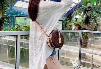 微密圈 - 林子喵Lynne在白色中发光：这里的免费照片太闪了吧！