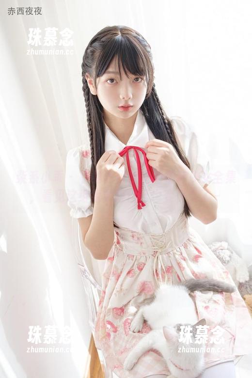 柴系小乖 - 下载赤西夜夜的初音少女全集，看见这组我觉得自己也变少女了～