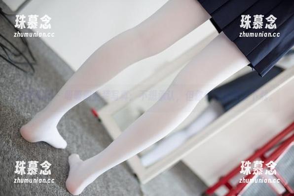 森萝财团 - 吸吸职业装写真：不想承认，但你们同样需要下载。