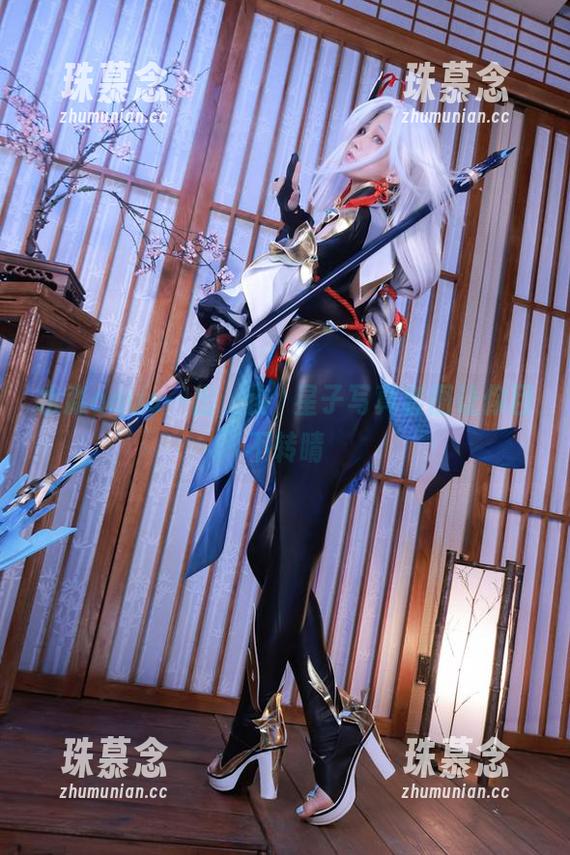 水淼aqua 水淼aqua一出,绫瀬星子写真套图让你目不转睛