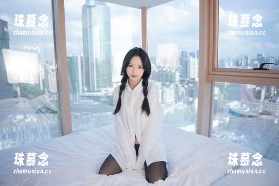 手握清水由乃的教室合集，壁纸中流露出的青涩难道只我能懂？