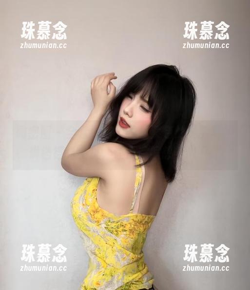 微密圈 - 全套图包，蕾丝紫色的真实写照，琳铛铛真会挑，让人偏偏想多看几眼。