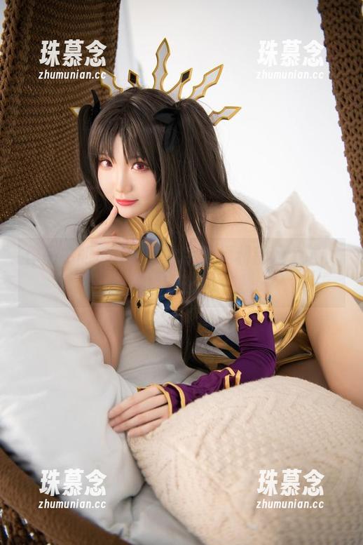 作品中的瓜希酱，水手服福利都是个谜，让人沉迷。