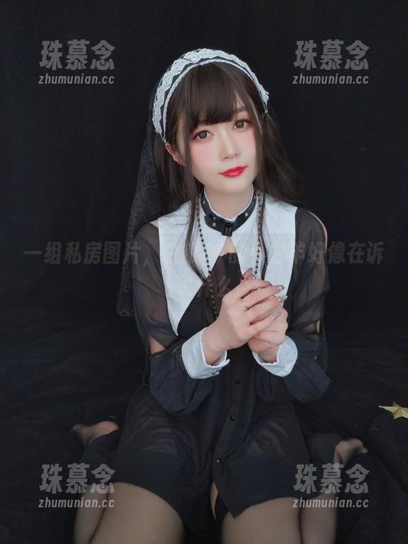 白银81 一组私房图片,白银81的小白羊好像在诉说什么