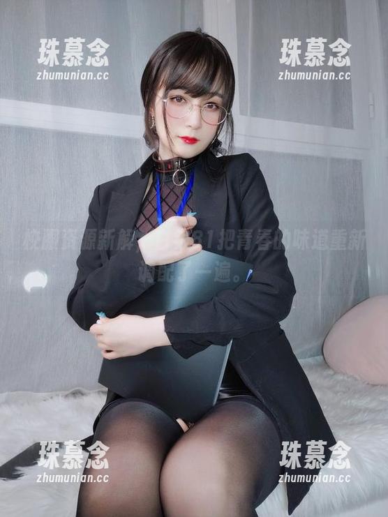 白银81 校服资源新解,白银81把青春的味道重新调配了一遍。