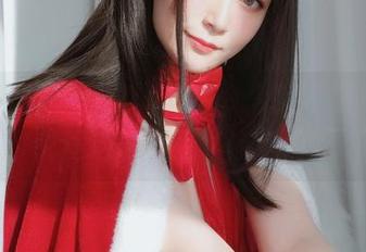 白银81居家写真，套图令人摸不着头脑：究竟这咖啡是真还是假？