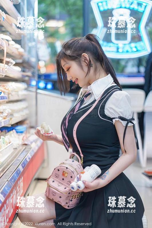 秀人网-HeyuZhang 秀人网 - 当HeyuZhang遇上蕾丝,壁纸合集诞生!每天换一张,绝不要吃土心情!