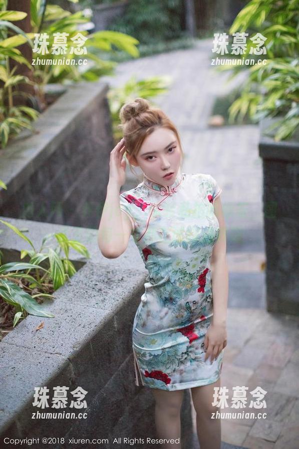 秀人网-乔伊joy 秀人网 - 乔伊joy,泳装私拍新标签,图集里的每一寸都在试探边界喔