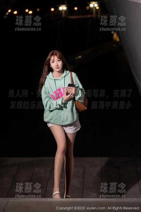 秀人网 - 安然anran的云南写真，充满了发现的乐趣，私拍加旅拍，脑海中满是小憧憬。